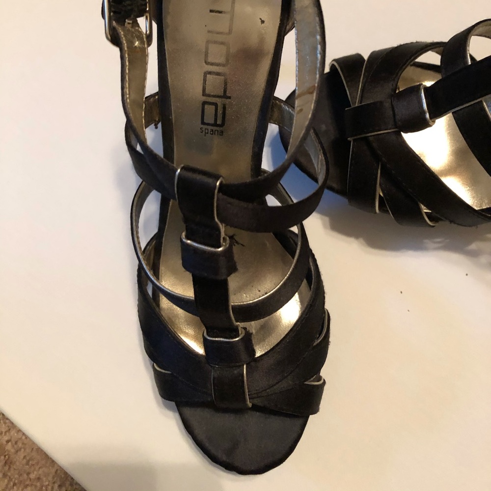 High heels - Picture 2 of 4